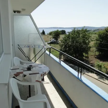 дом христови 3*