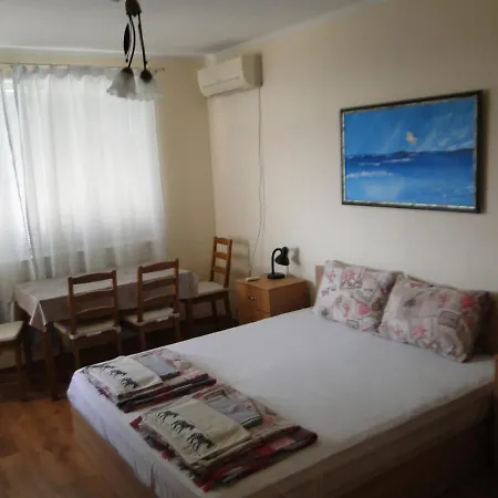 ゲストハウス дом христови 3*