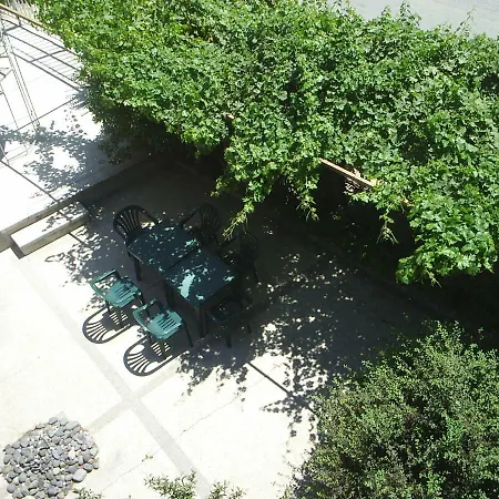 ゲストハウス дом христови 3*