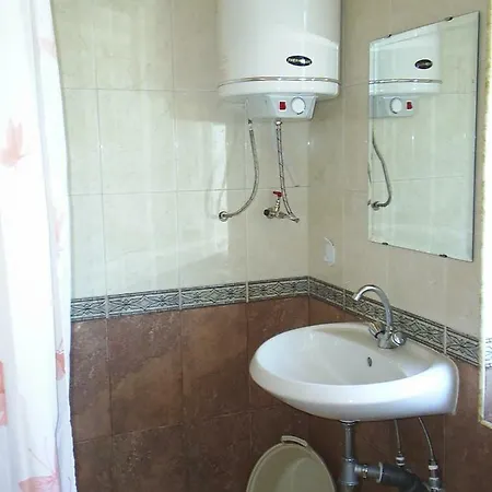дом христови 3* チェルノモレツ